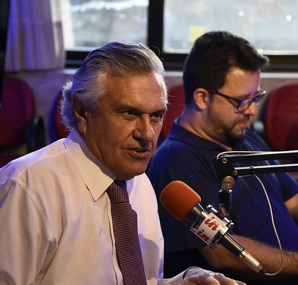 Em entrevista à Rádio Interativa, Caiado anuncia novos investimentos em Goiás