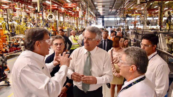 Visita a CAOA 3