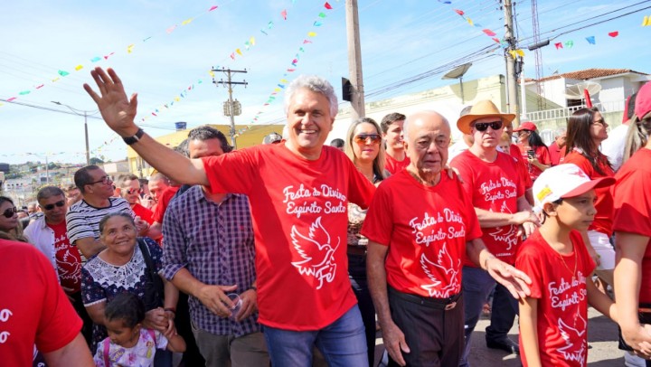 Louvor ao Divino Espírito Santo 9